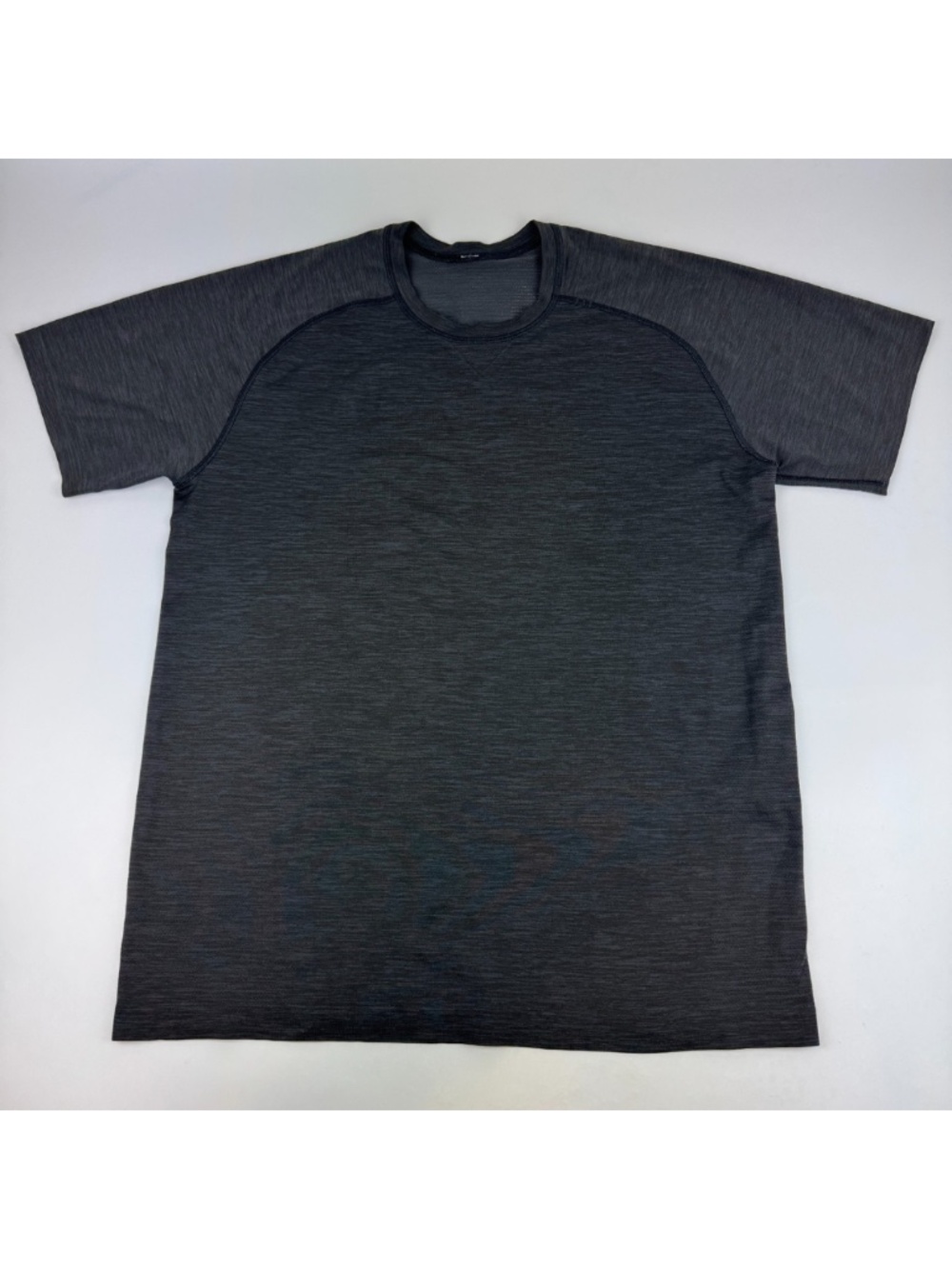Lululemon Mens Size L Metal Vent Tech Short Sleeve Shirt Charcoal Gym Training